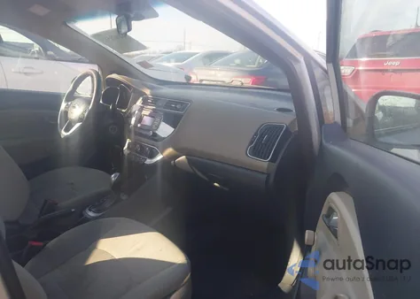 2016 Kia Rio Lx z USA, uszkodzony, nr VIN KNADM4A39G6678983